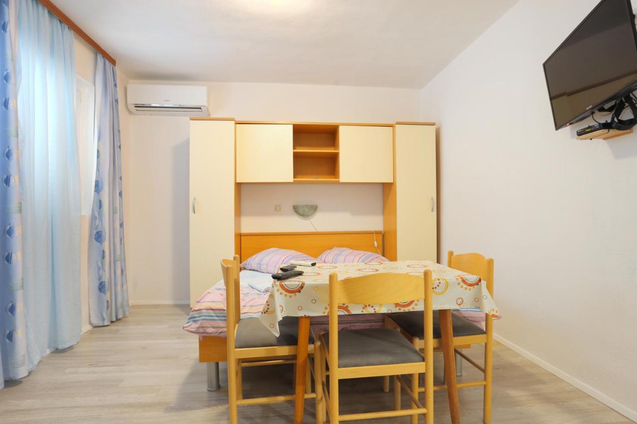 Studio Tucepi 6695C 외부 사진
